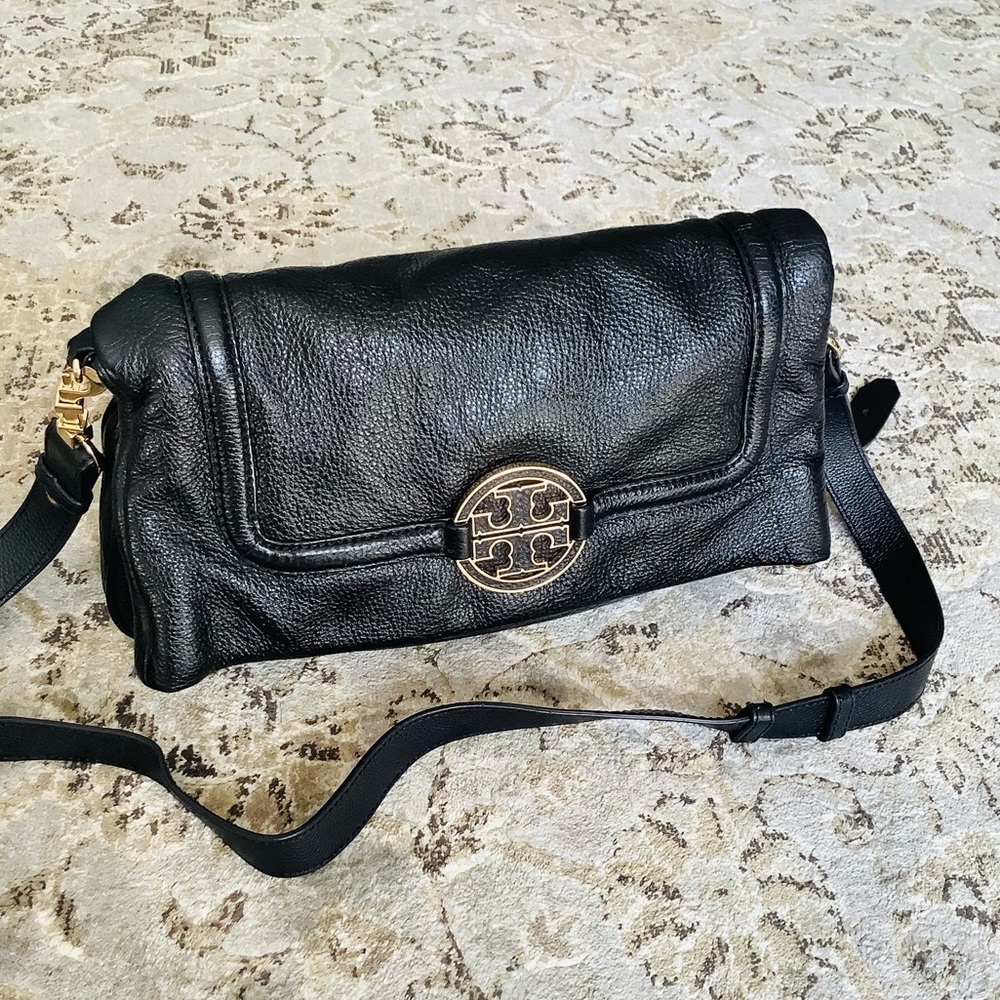 TORY BURCH AMANDA fold over leather bag 💜